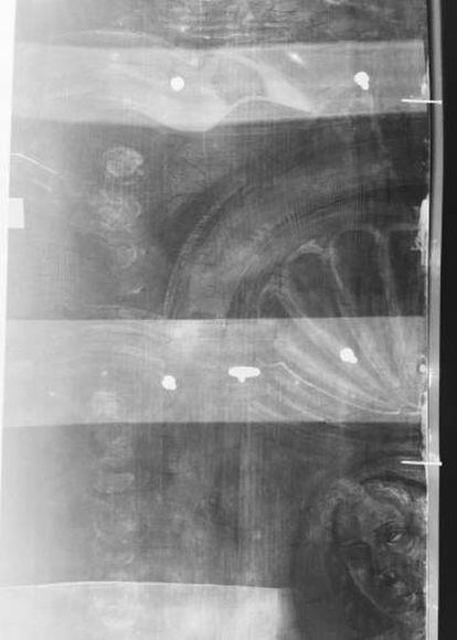Detall de la radiografia d'un rostre i un element renaixentista que es van eliminar quan es va repintar.