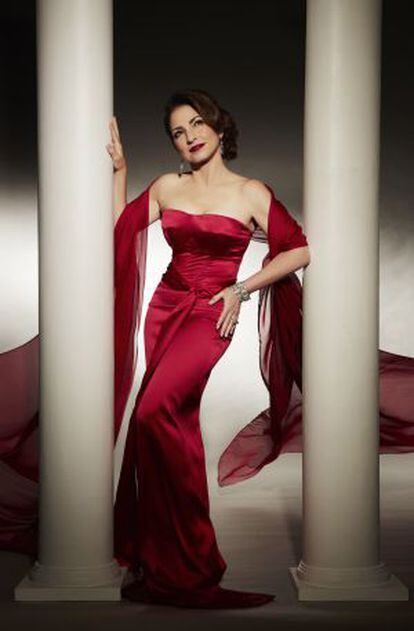 La cantante Gloria Estefan, en una imagen promocional de su disco &#039;The standards&acute;.