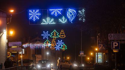 Luces de Navidad en las principales calles de Tordesillas.