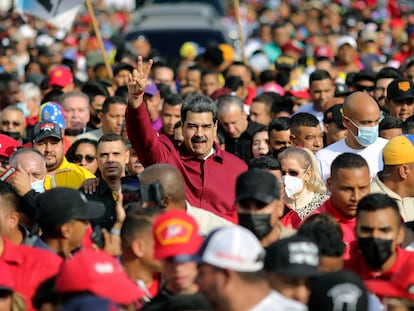 Nicolás Maduro participa en una marcha para recordar a Hugo Chávez, este jueves.