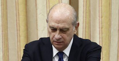 Fernández Díaz, durant la compareixença a la comissió d'investigació.