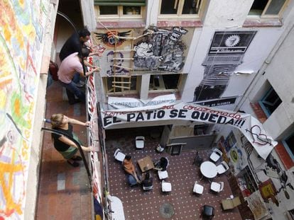 Patio interior del centro social okupado Patio Maravillas, en la calle del Acuerdo, en 2009.