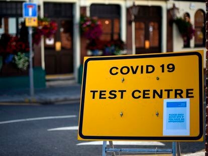 Un centro de detección de coronavirus, en Londres / DANIEL LEAL-OLIVAS / AFP