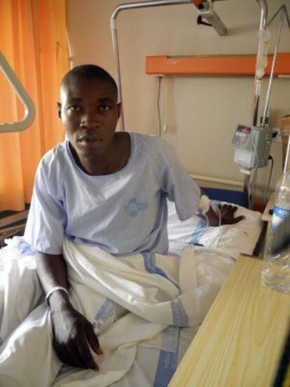 Amadou Colimali, herido tras el salto del miércoles.