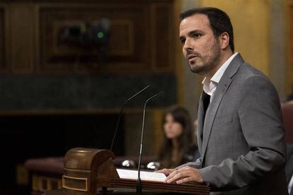 Alberto Garzón, durante su intervención en el debate de investidura.