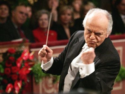 El director de orquesta Lorin Maazel.