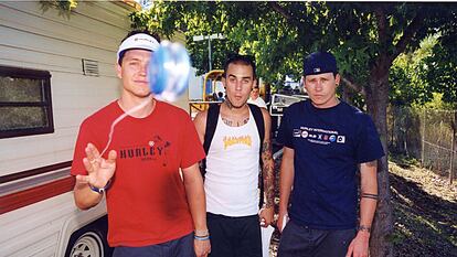 Mark Hoppus, Travis Barker y Tom DeLonge, la formación original de Blink-182 que vuelve en 2023 de gira, con dos fechas en España.