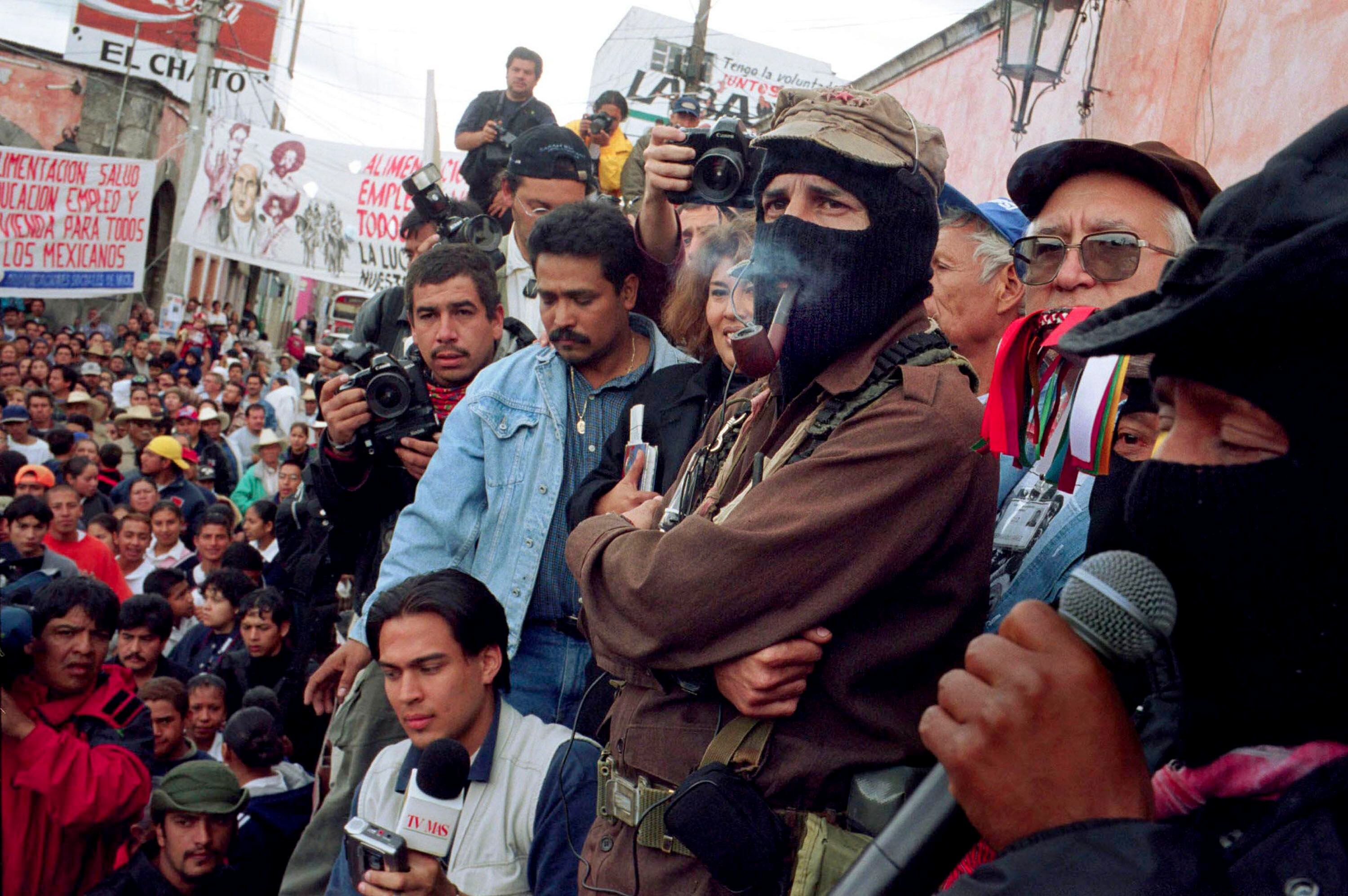 El subcomandante Marcos durante una caravana hacia Ciudad de México, el 5 de marzo de 2001.