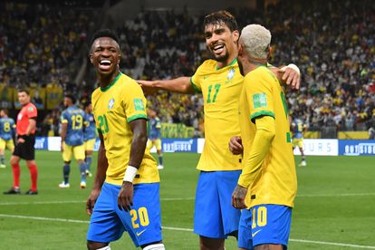 Vinicius, Paquetá y Neymar, festejan el gol a Colombia, este martes.
