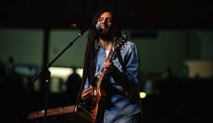 Julian Marley en un concierto en Denver en 2016.