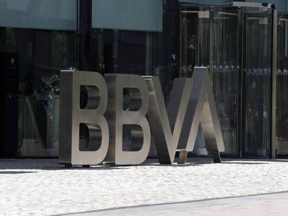 BBVA pagará un dividendo de 0,10 euros por acción el 15 de octubre