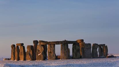 Círculo megalítico de Stonehenge, el misterioso anillo de monolitos de piedra que se alza en la llanura de Salisbury, al sur de Inglaterra.