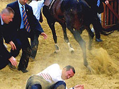 Erdogan se cae del caballo