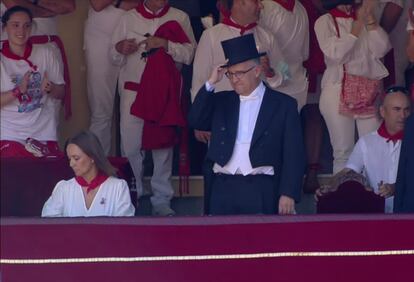 Enrique Maya, alcalde de Pamplona y presidente de la corrida celebrada el día de San Fermín.