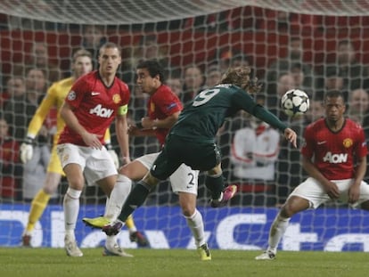 Modric marca el primer gol del Madrid en Old Trafford.