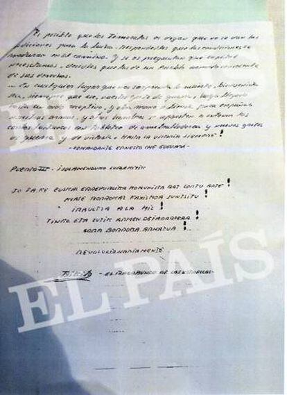 Iñaki Bilbao, firma su carta como Txikito.