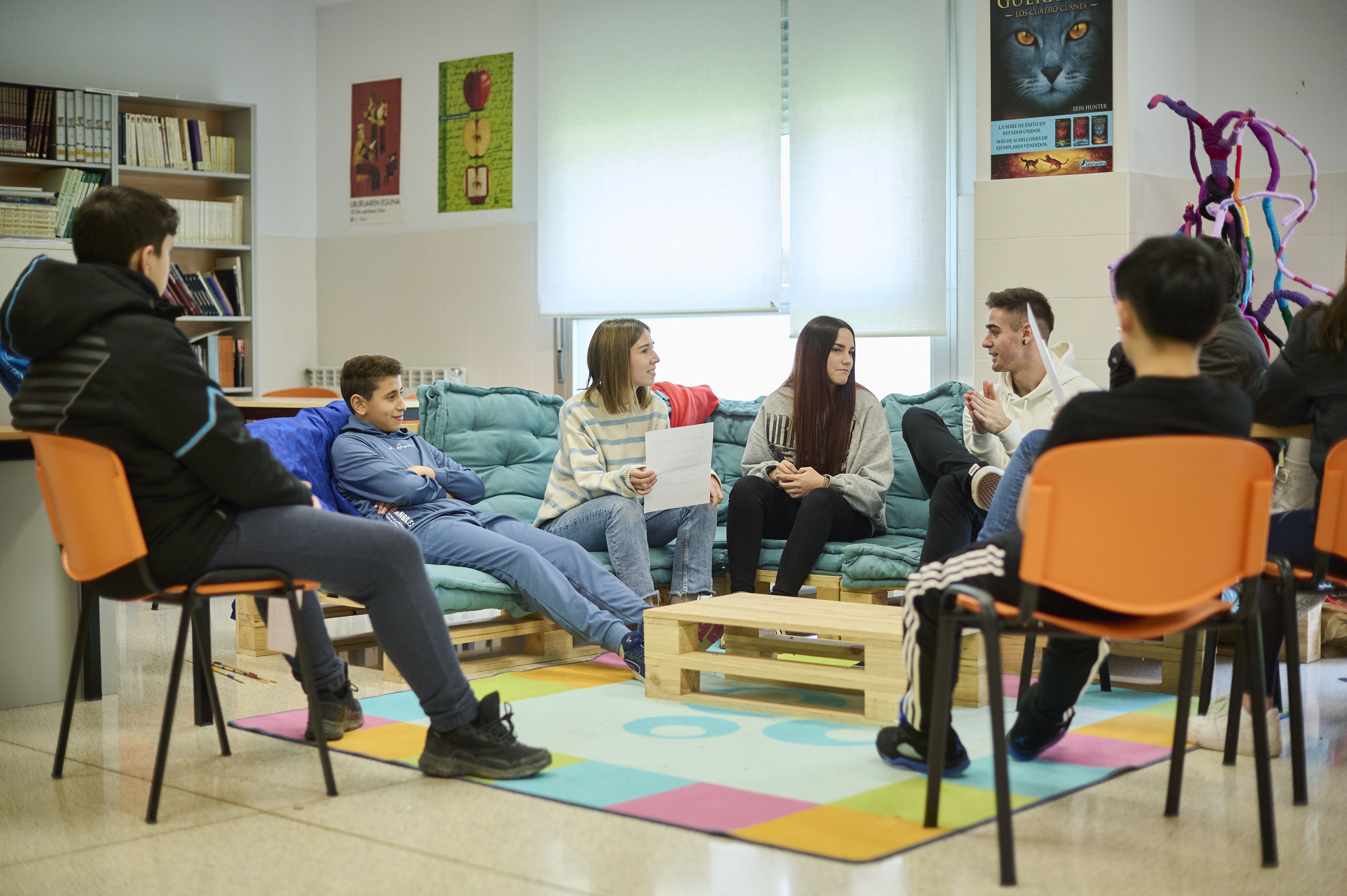 “¿Logros académicos? Lo primero es ayudar al alumno a sentirse bien consigo mismo”