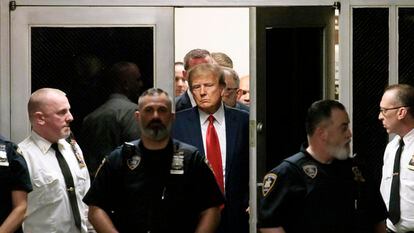 El expresidente de Estados Unidos Donald Trump en la sala del Tribunal Penal de Nueva York, el pasado abril.