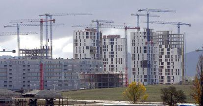 Varios edificios de viviendas en construcción