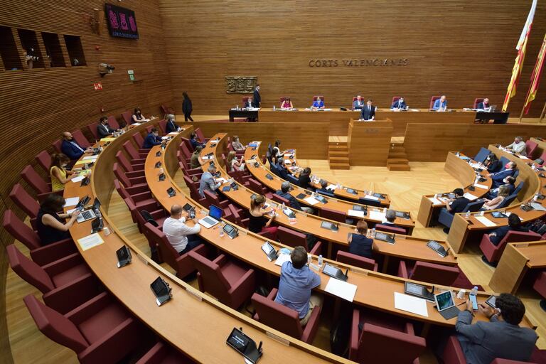 Pleno de las Cortes valencianas en que se ha aprobado el pacto de reconstrucción.