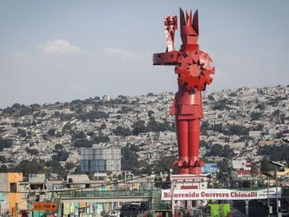 La estatua del Guerrero Chimalli, en Chimalhuac&aacute;n.