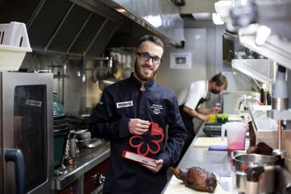 Mario Cachinero, la nueva estrella gastronómica de 25 años que brilla en la  Costa del Sol | Gente | EL PAÍS