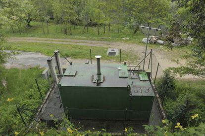 Depuradora de aguas de Os Peares, construida por uno de los planes que investiga la Unión Europea. / N. GÓMEZ