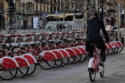 El servicio de alquiler Bicing de Barcelona.