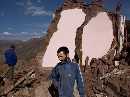 Escombros en la pequeña población de Agadirine, de 100 habitantes, donde, según los vecinos, murieron 11 personas en el terremoto del 8 de septiembre. La imagen es del 13 de octubre.