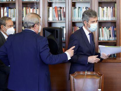 El presidente del Consejo General del Poder Judicial y del Tribunal Supremo, Carlos Lesmes, antes de la reunión mantenida entre la Sala de Gobierno del Supremo con la ministra de Justicia, Pilar Llop, este jueves.