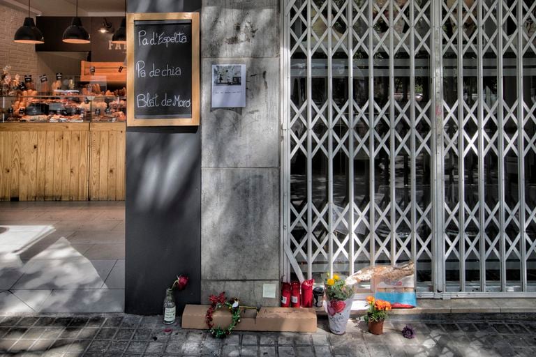 Lugar donde fue asesinado Jean Pierre H., la última víctima de un asesino en serie de personas sin hogar en Barcelona.