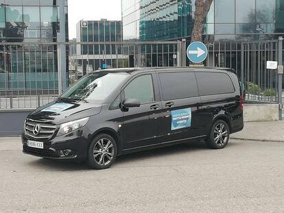 Uno de los minivanes que usa la empresa Celering en Madrid.