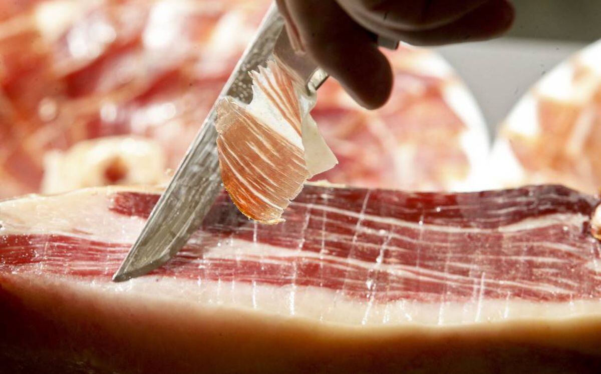 Una Asociacion De Productores Denuncia La Venta De Jamones Polacos Como Si Fueran Granadinos Sociedad El Pais