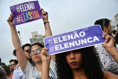 Manifestación de mujeres contra Bolsonaro, en São Paulo.