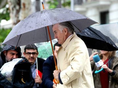 El ex tesorero del PP, Luis Bárcenas, a su llegada a la Audiencia Nacional, en 2018.
