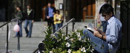 Los estudiantes extranjeros aportan unos 14.000 millones de euros al año a la economía de EE UU.