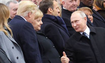 Vladimir Putin, saluda Donald Trump, en el centenari de la fi de la I Guerra Mundial.