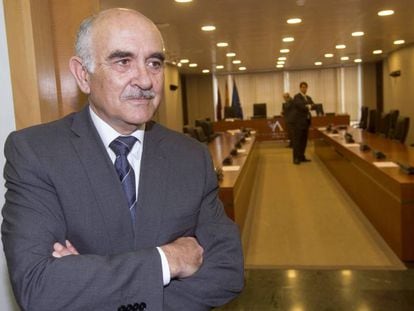 Alberto Garre, expresidente de Murcia, deja el PP por la “inacción” de Rajoy ante la corrupción