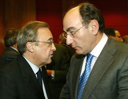 Florentino Pérez ( i) , presidente de ACS, con Ignacio Sánchez Galán, presidente de Iberdrola.
