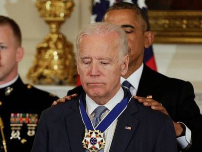 Obama entrega la Medalla de la Libertad a Joe Biden.