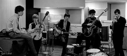 El grupo, grabando en 1963 'I wanna be your man'.