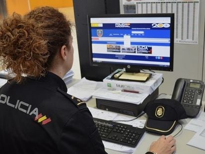 La Policía Nacional bloqueó páginas web que clonaban los portales de marcas de ropa de reconocido prestigio.