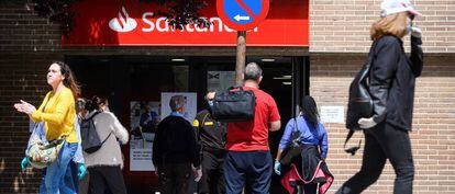 Una sucursal de Banco Santander, en Madrid.
