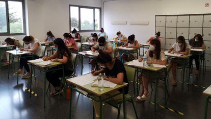 Uno de los exámenes de las oposiciones docentes celebradas en Baleares el año pasado.