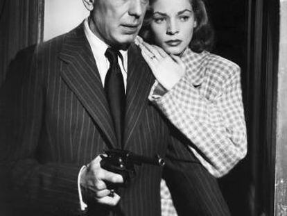 Humphrey Bogart y Lauren Bacall, en una escena de la película 'El sueño eterno' (1946). 