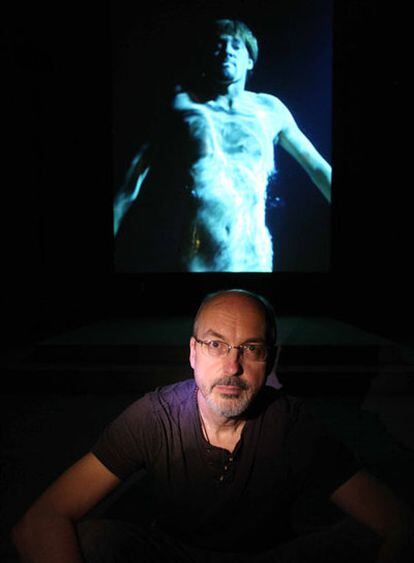 Bill Viola, ayer en su exposición de Girona.