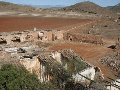 Estado del Cortijo del Fraile, en Nijar, a finales de 2011.