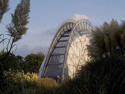 El edificio del estudio arquitectónico Wilkinson Eyre Architects, en los jardines botánicos de Kew, en Londres.