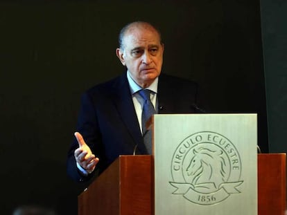 Jorge Fernández Díaz, al Círculo Ecuestre.