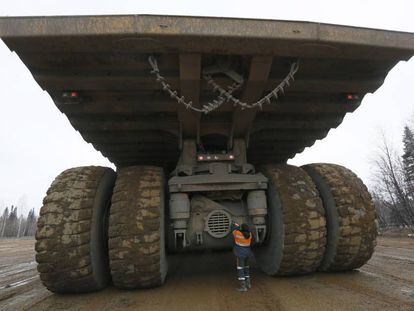Un operario en una mina de carb&oacute;n en Rusia